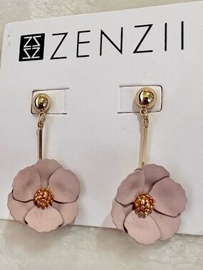 ZENZII Pink Flower Drop Earrings - Gold Accents